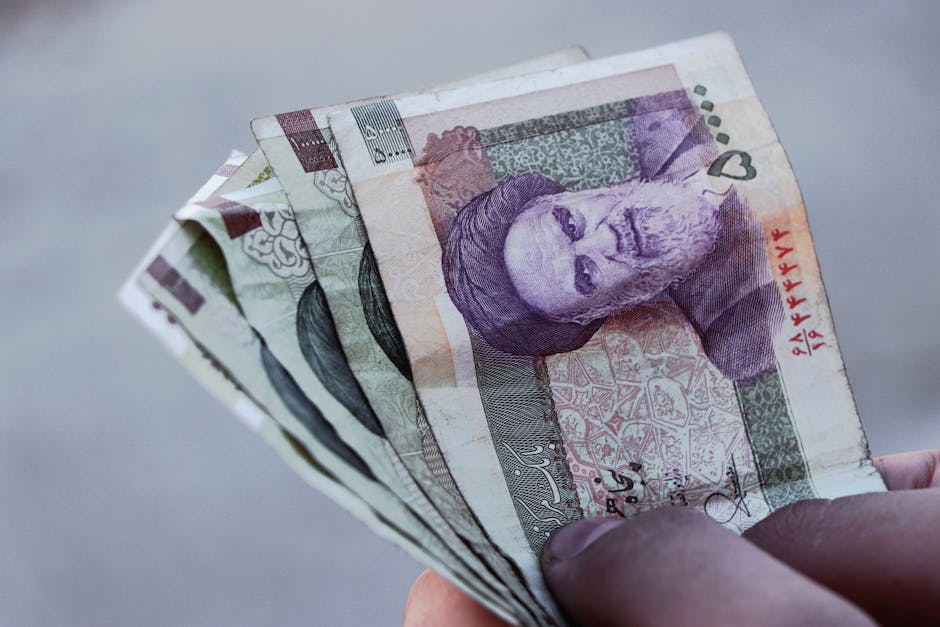 Oil falls as U.S. weighs releasing sanctioned Iranian crude to cool prices – CNBC